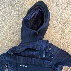 O’NEILL Hyperfreak Wet Suit